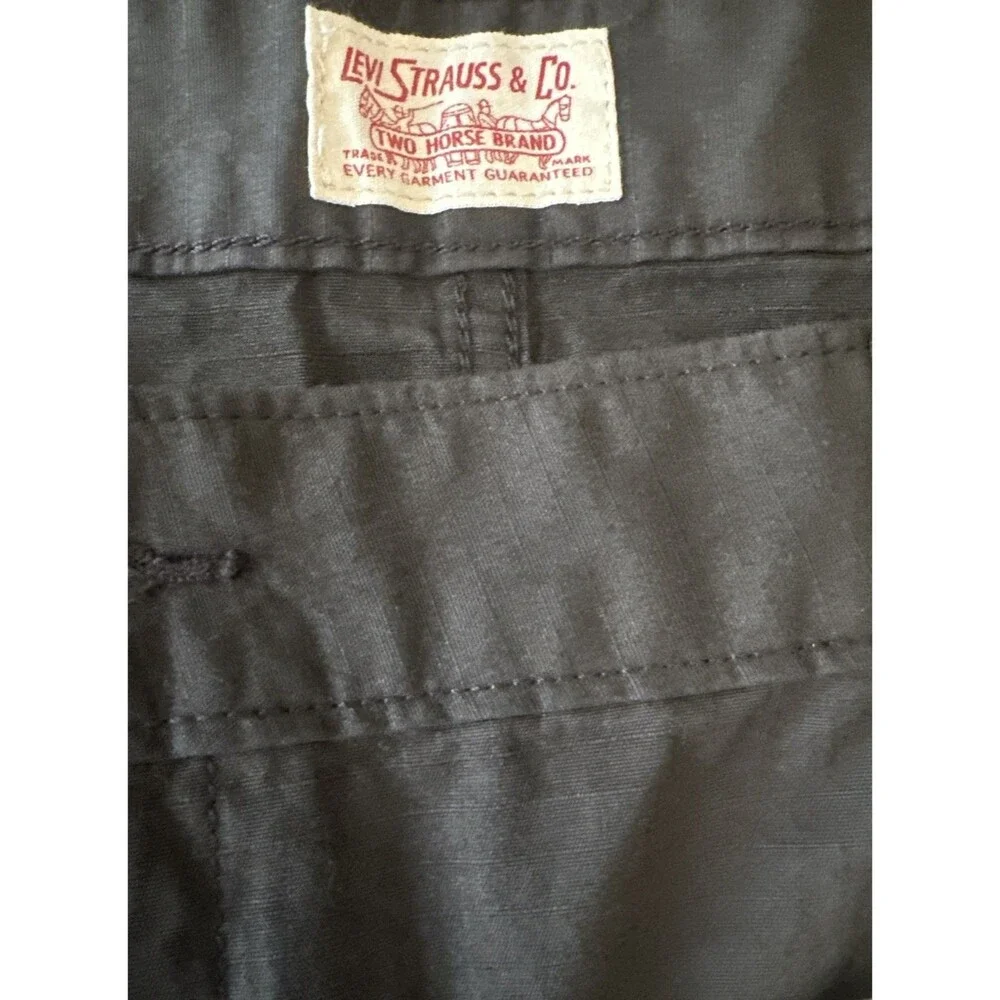 Levi's Carrier Cargo Shorts Men’s Size 50 Big & Tall Gray 100% Cotton NWT